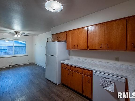 4th image of 2407 W Wagner Ln