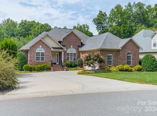 285 River Birch Cir, Mooresville, NC 28115