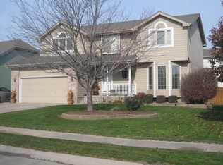 2144 Bear Creek Rd, Papillion, NE 68133