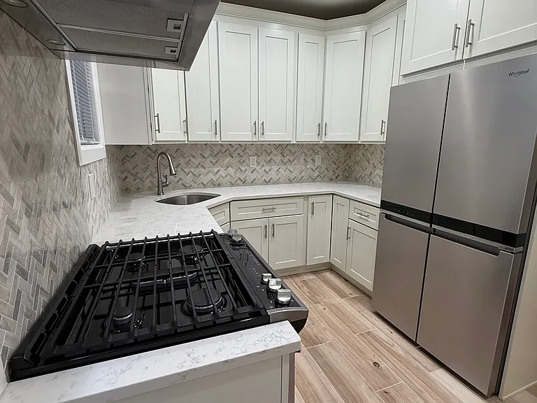 314 3rd St #1 — Photo 3