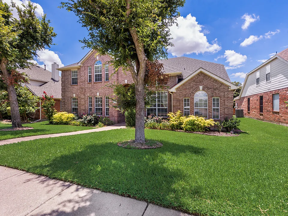 3532 Dripping Springs Dr