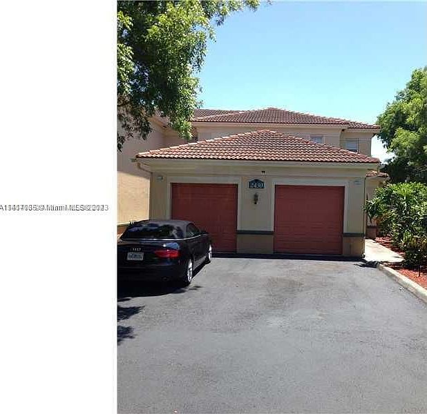 1st image of 2430 Centergate Dr APT 207