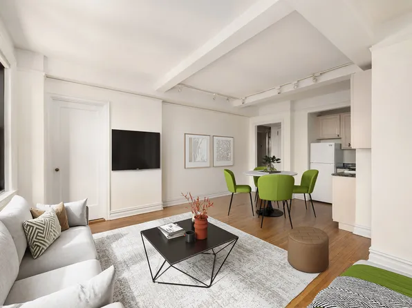 457 West 57th Street 1016 image 2 of 8