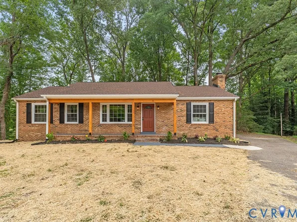 5200 Rock Spring Ct, North Chesterfield, VA 23234