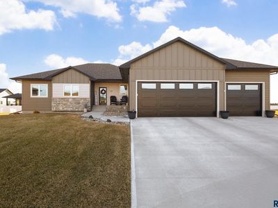 720 Quartzite Cir, Tea, SD, 57064