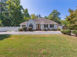 653 Kings Hwy, Suffolk, VA 23432