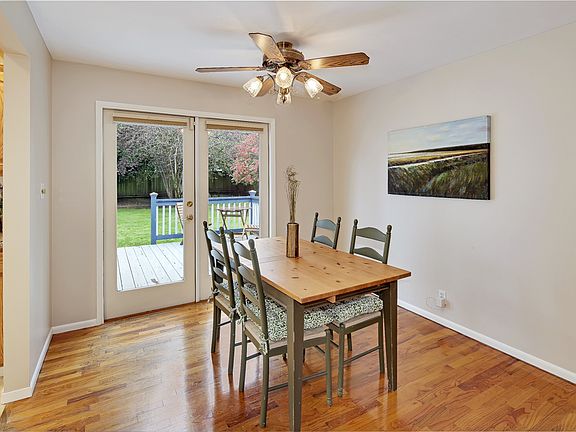 5th image of 20923 49th Ave W