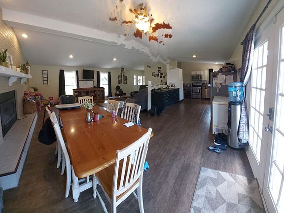 4th image of 3305 E County Road 500 N