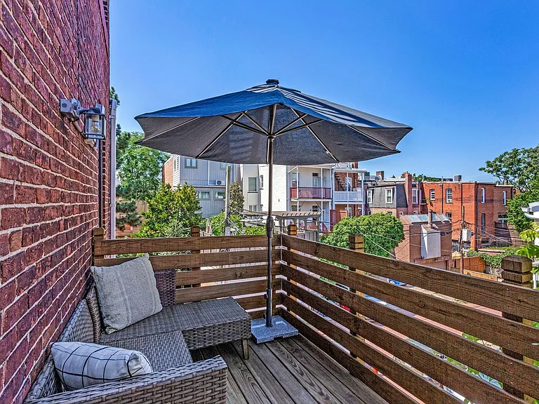 2510 Cliffbourne Pl NW #202 — Photo 19