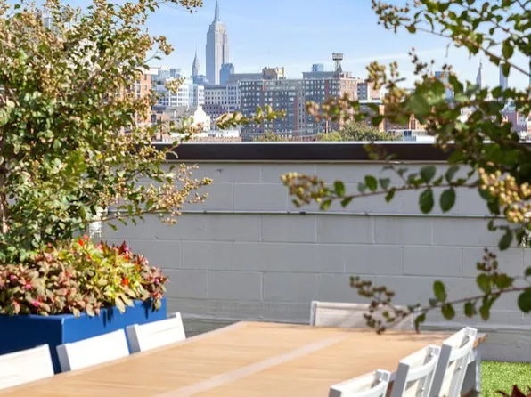 294 Coles Street image 12 of 19