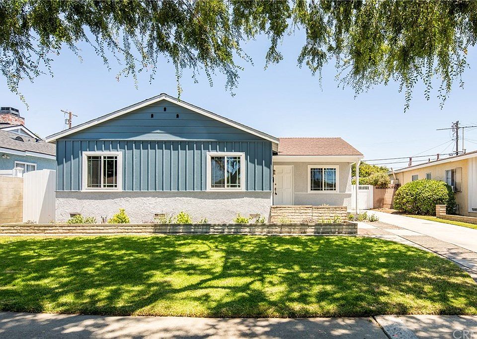 1st image of 1226 Cranbrook Ave
