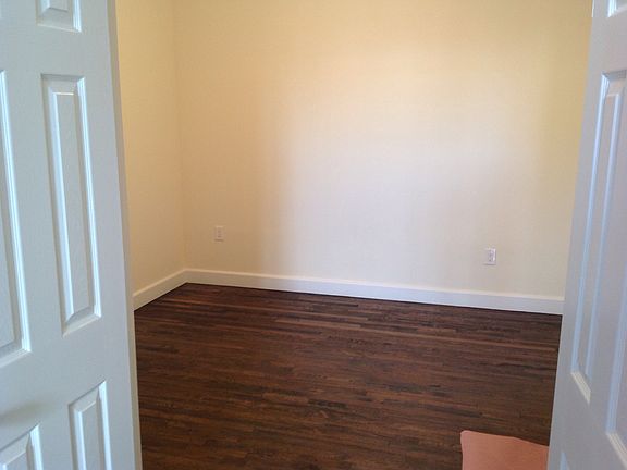 4th image of 107 Woodbine St