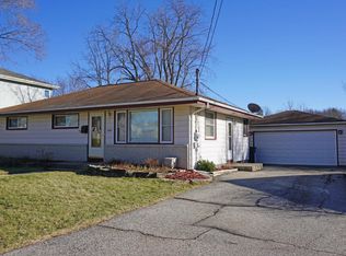 2207 Norton Ave, Waukesha, WI 53188
