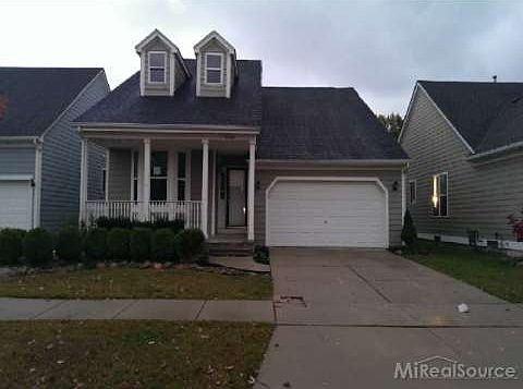 1st image of 32486 Creekview St