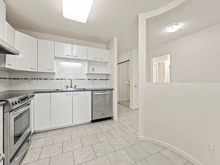 4425 Halifax St #401 — Photo 4