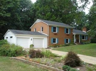 513 Carrsbrook Dr, Charlottesville, VA