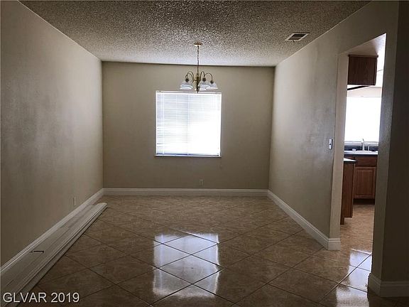 3rd image of 1796 Beesley Dr