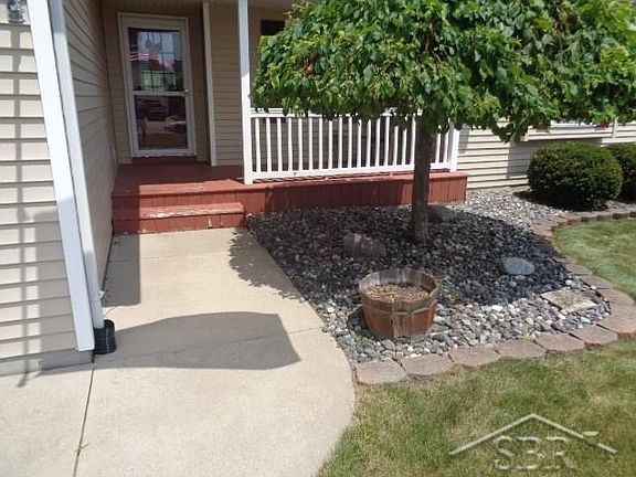2nd image of 11312 Amber Ct