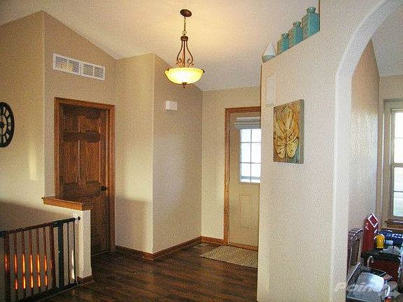  Foyer with Pitched Ceiling