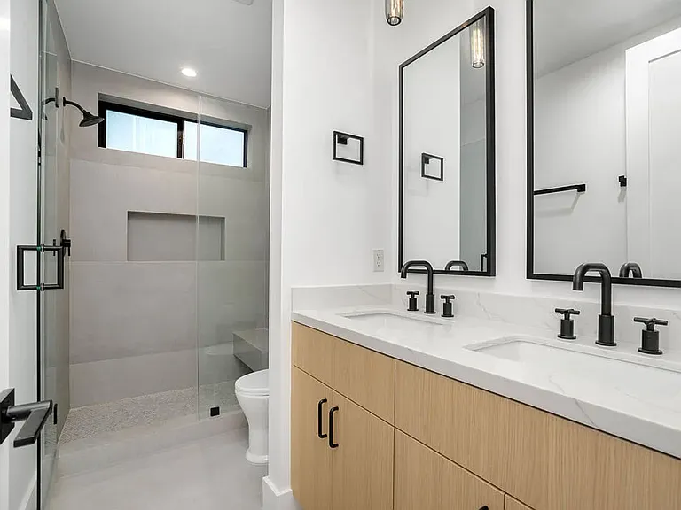 4541 Tujunga Ave — Photo 6