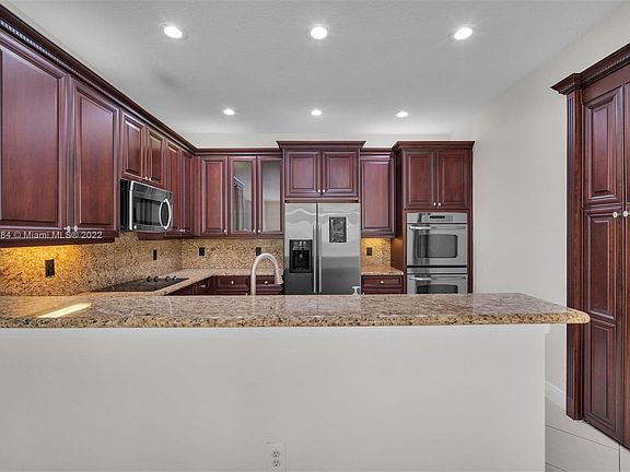 4th image of 4891 SW 173rd Ave #0