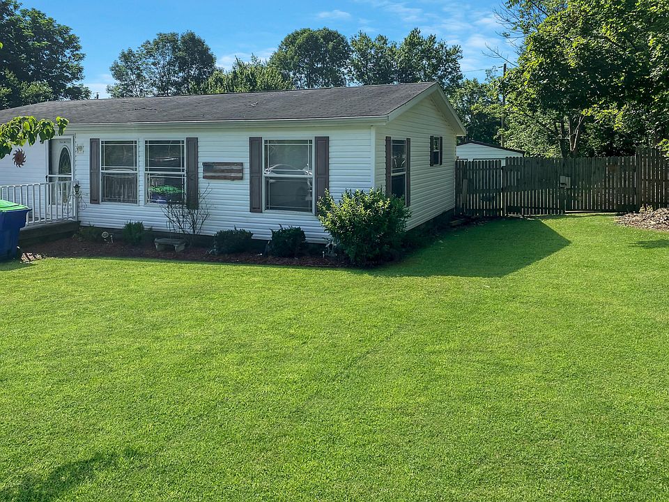 1st image of 10604 N Shore Dr