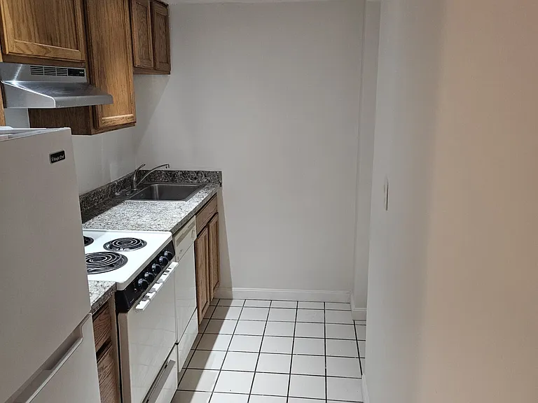 111 Norway St #B1 — Photo 2