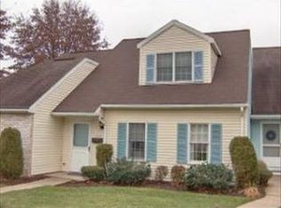 425 Wyndham Ct, Williamsport, PA 17701