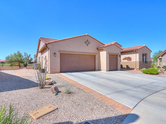 4th image of 2591 E Francisco Dr