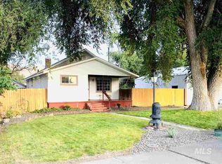 318 West St S, Vale, OR 97918
