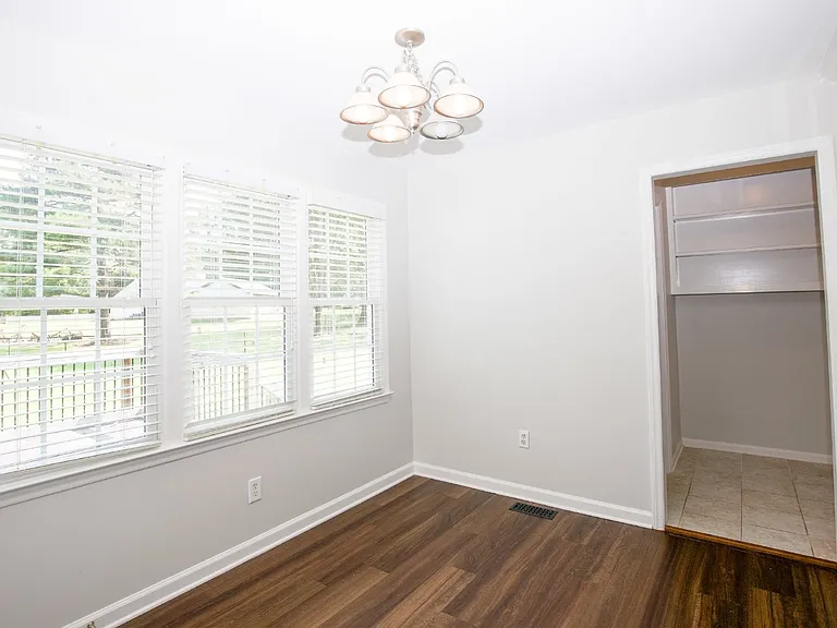 184 Olde Farm Rd — Photo 11