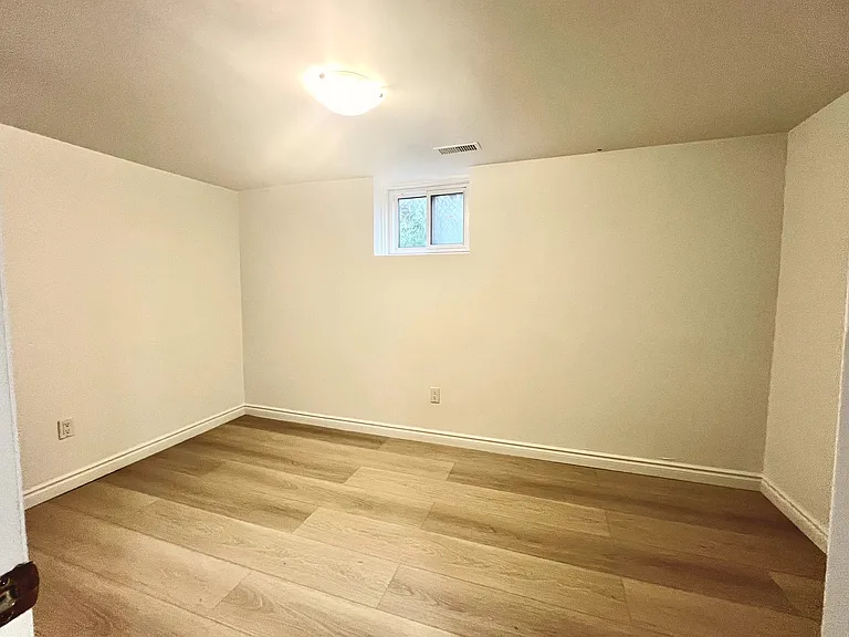 979 Danforth Rd — Photo 24