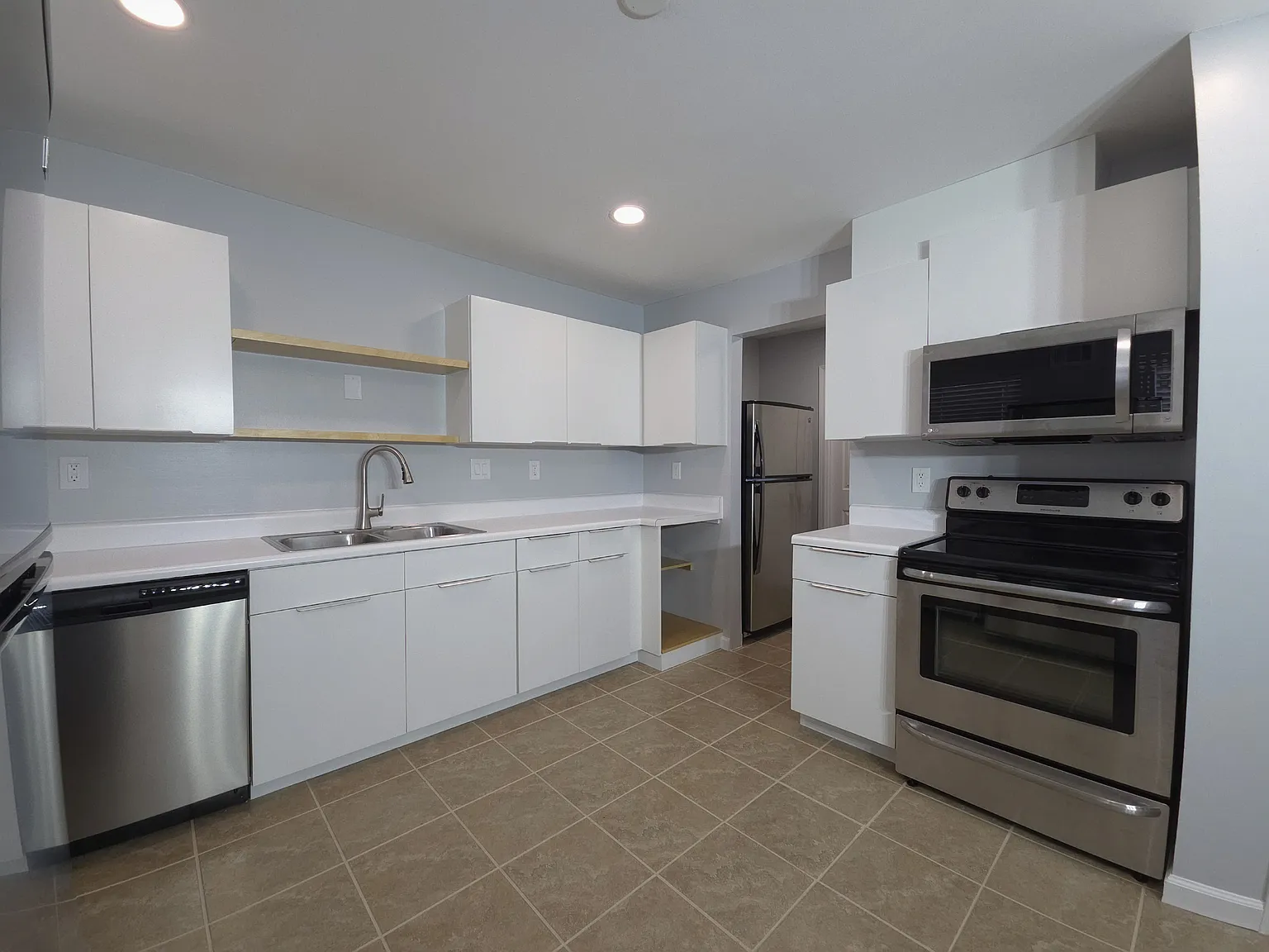 653 Holmes St NW — Photo 2