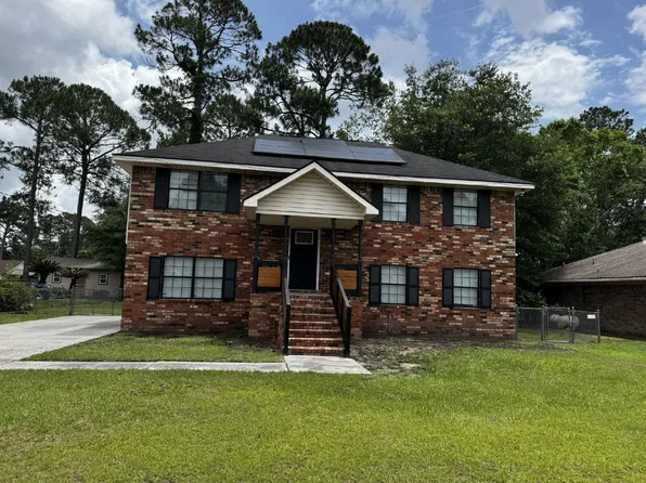 1035 Bacon Rd, Hinesville, GA 31313