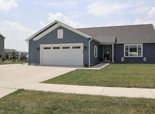 129 Spring Dr, Walworth, WI 53184