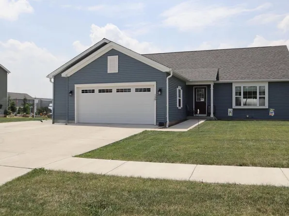 129 Spring DRIVE, Walworth, WI 53184