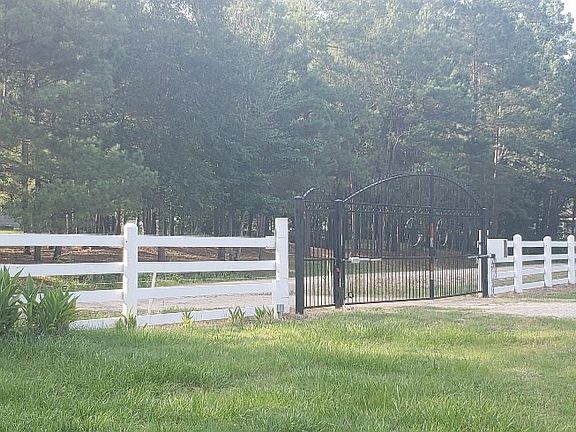 2nd image of 316 N Princess Dr