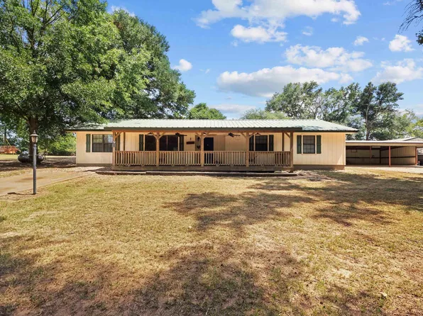734 County Road 3025, Crockett, TX 75835