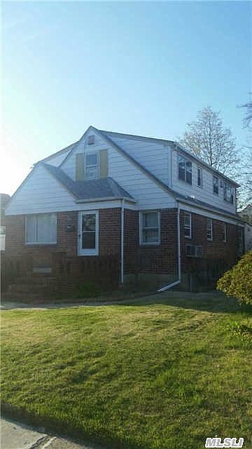 2nd image of 60 Ruby St
