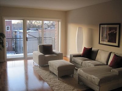 4th image of 5858 N Broadway Ave #202