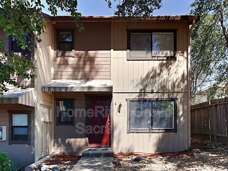 1st image of 3261 La Canada Dr APT 8