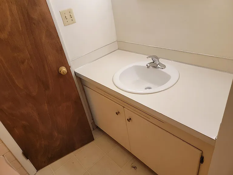 2511 Lititz Pike #J — Photo 11