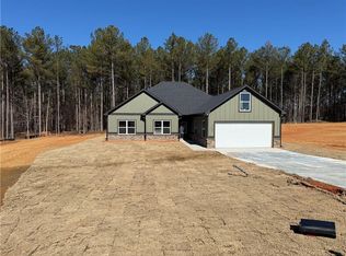 2089 N Hicks Rd, Toccoa, GA 30577