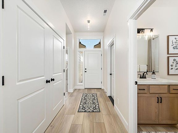 3rd image of 7221 W 29th Pl