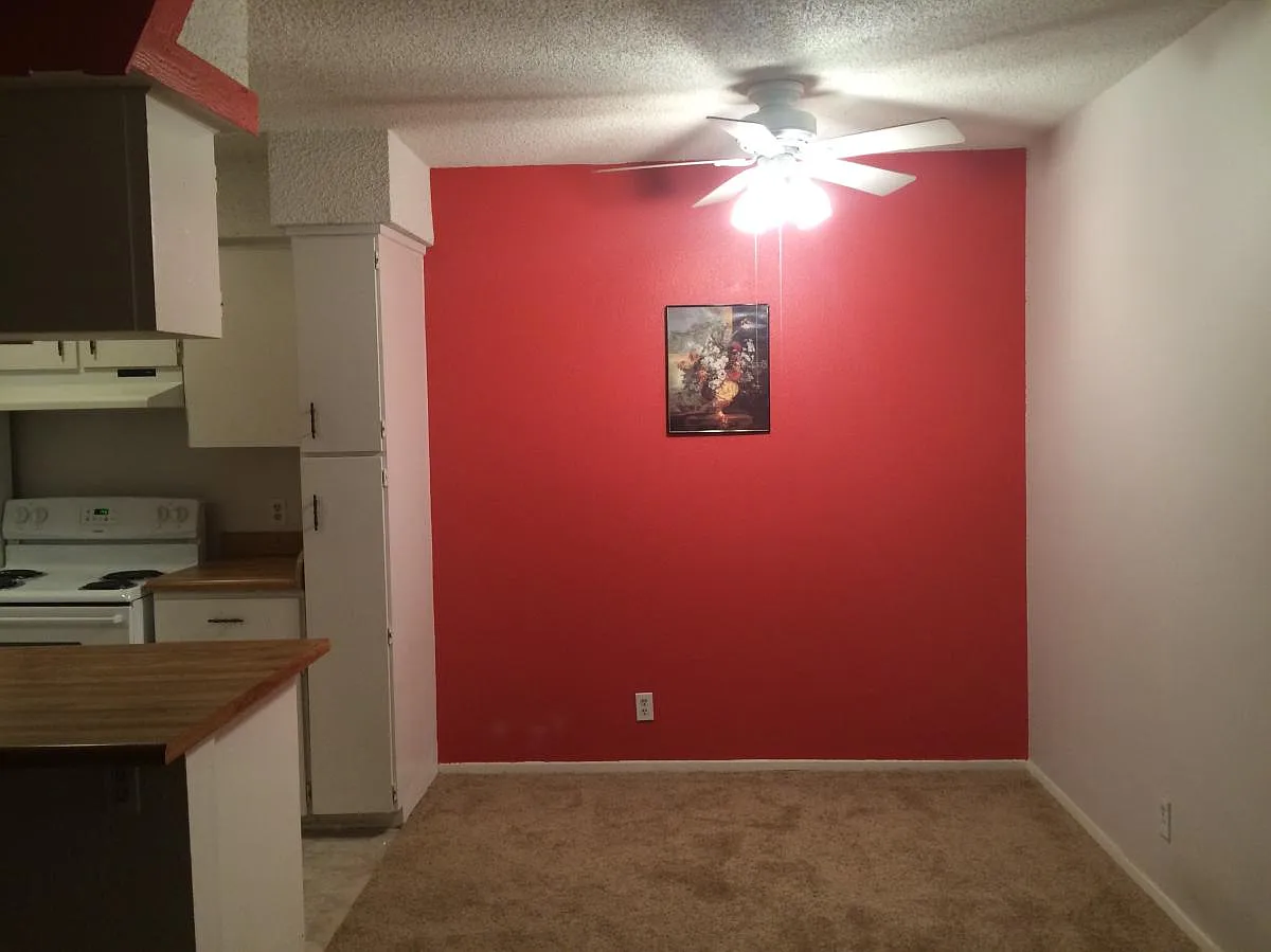 2 bed, 982 sqft, $1,800 — Photo 3
