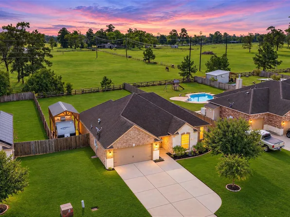 18803 Maverick Ranch Rd E, Magnolia, TX 77355