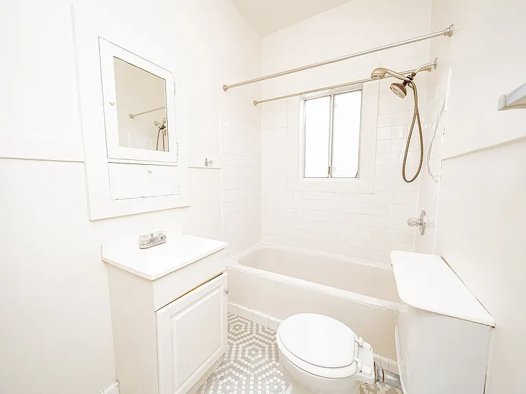 336 Wayne Avenue — Photo 8