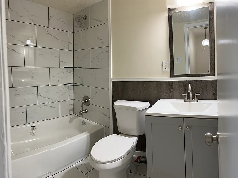 233 Peyton Pl SW — Photo 15