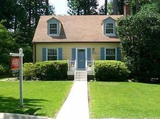 10404 Drumm Ave, Kensington, MD 20895