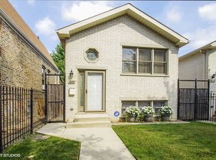 1525 N Ridgeway Ave, Chicago, IL 60651